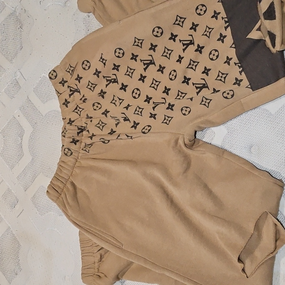 LV Printed Stylish Tan Bottom